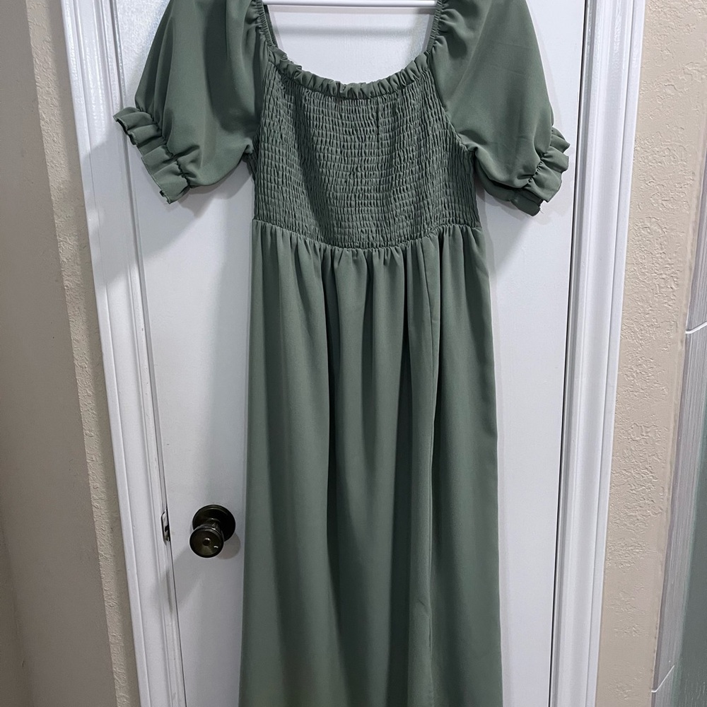 Elegant Green Puff Sleeve Dress